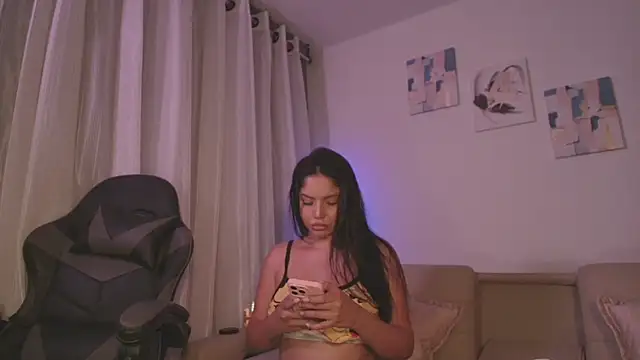 NinaMichelle online show from March 11, 4:19 am