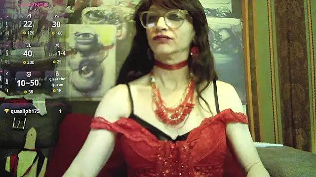 TheBlackWtch online show from October 6, 8:04 am