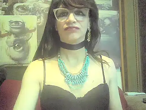Snapshot of TheBlackWtch chatting on July 8, 12:13 am TheBlackWtch online show from July 8, 12:13 am