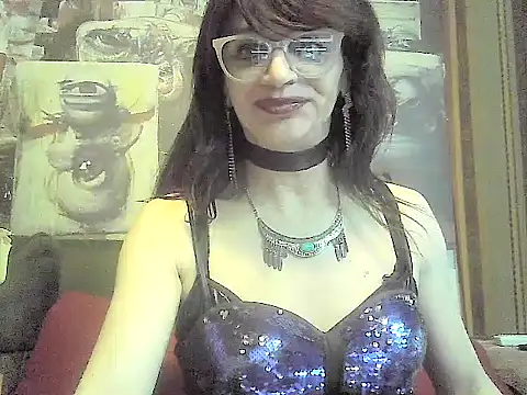 Snapshot of TheBlackWtch chatting on June 6, 6:46 pm TheBlackWtch online show from June 6, 6:46 pm