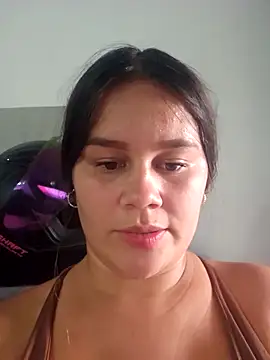 sweet lucia online show from February 16, 10:07 pm