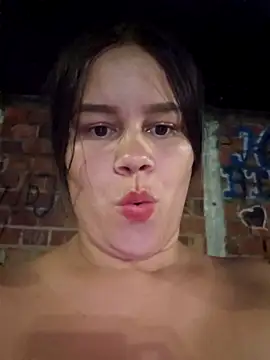 sweet lucia online show from February 10, 11:59 pm