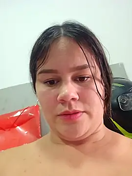 sweet lucia online show from March 11, 9:20 pm