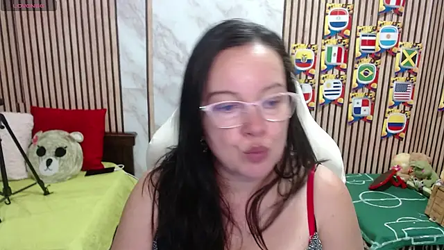Snapshot of Sonialorens_ chatting on July 14, 9:21 pm Sonialorens online show from July 14, 9:21 pm