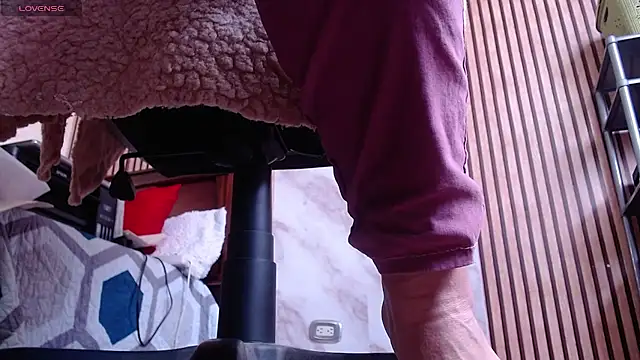 Sonialorens  online show from March 9, 4:10 pm