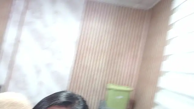 Sonialorens  online show from April 9, 4:57 pm