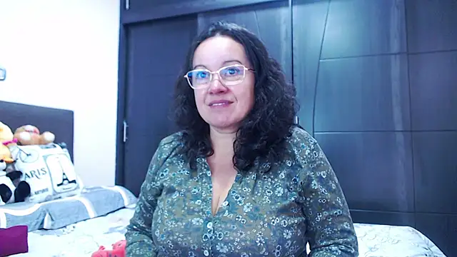 Snapshot of Sonialorens_ chatting on September 9, 4:16 pm Sonialorens online show from September 9, 4:16 pm