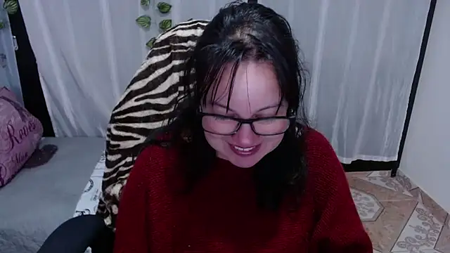 Snapshot of Sonialorens_ chatting on February 5, 12:06 pm Sonialorens online show from February 5, 12:06 pm