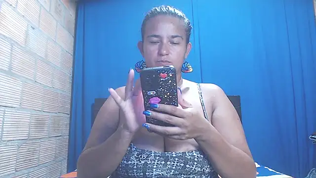 isabella dirty69 online show from February 12, 3:07 am