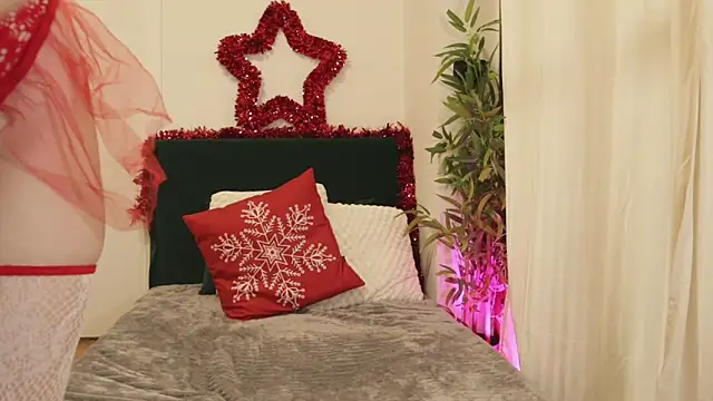 Luna Riva online show from December 16, 9:57 am