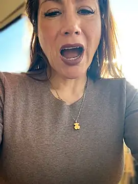 angelitasexy81 online show from February 23, 3:56 pm