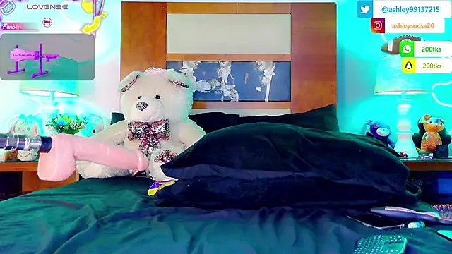 ashley 19xx online show from November 22, 3:05 am