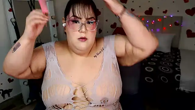 GiannaMorrys online show from June 3, 3:40 am