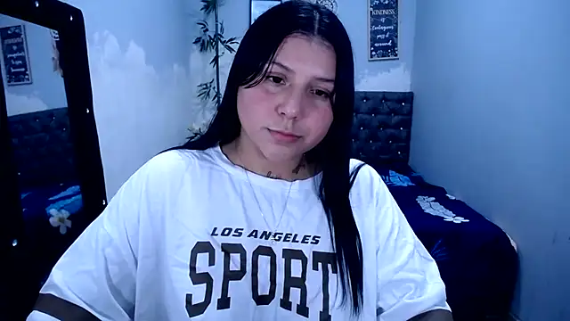 Snapshot of venuxwilliam chatting on July 5, 12:37 am venuxwilliam online show from July 5, 12:37 am