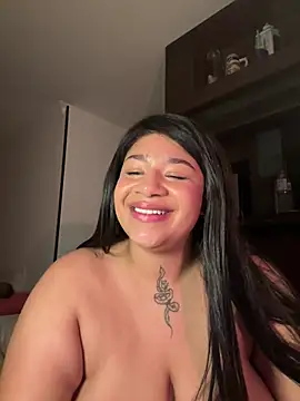 IamSashaLuv online show from January 12, 7:32 am