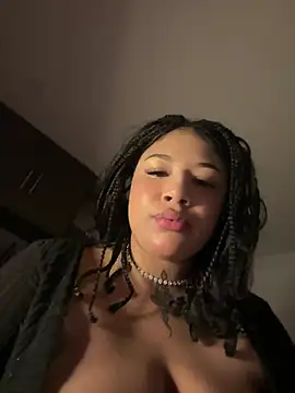 IamSashaLuv online show from February 18, 6:37 am