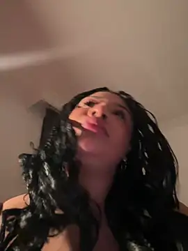 IamSashaLuv online show from March 10, 7:33 am