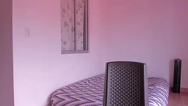 Emma lean online show from December 18, 4:00 pm