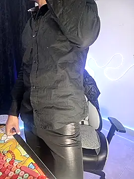 sebastian horny online show from December 18, 9:14 am