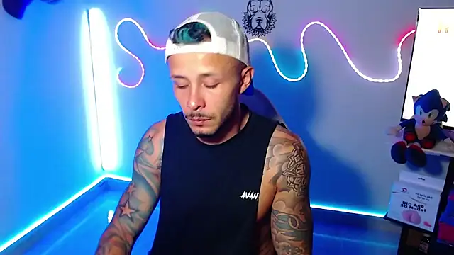 Snapshot of sebastian_horny chatting on September 30, 3:34 am sebastian horny online show from September 30, 3:34 am