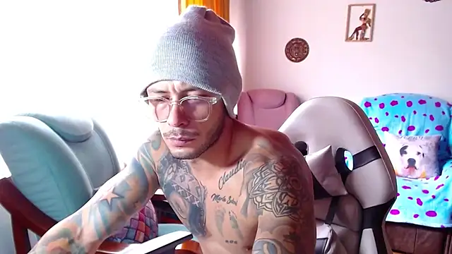 sebastian horny online show from June 17, 1:10 pm