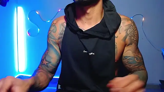 Snapshot of sebastian_horny chatting on December 2, 10:44 pm sebastian horny online show from December 2, 10:44 pm