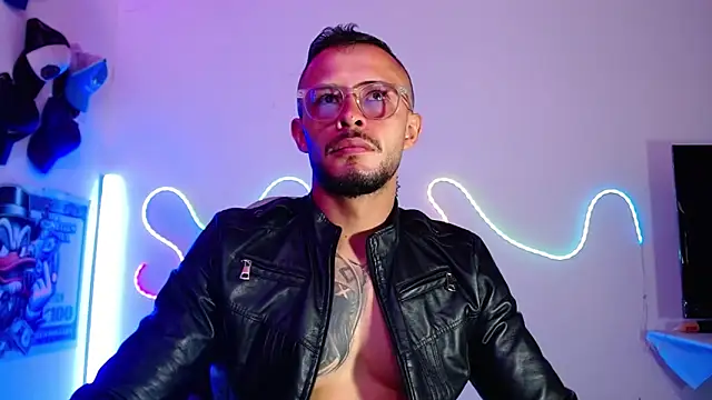 sebastian horny online show from March 25, 5:23 pm