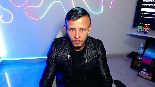 Snapshot of sebastian_horny chatting on October 10, 6:03 am sebastian horny online show from October 10, 6:03 am