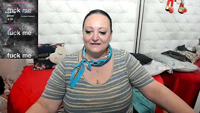 Snapshot of lady_lauren chatting on September 22, 5:02 am lady lauren online show from September 22, 5:02 am