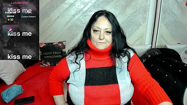 Snapshot of lady_lauren chatting on December 15, 4:51 am lady lauren online show from December 15, 4:51 am