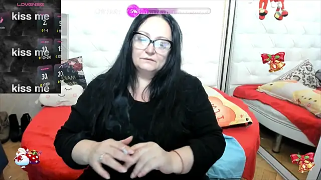 Snapshot of lady_lauren chatting on February 11, 5:26 am lady lauren online show from February 11, 5:26 am