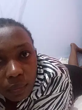 queennisha2 online show from February 21, 1:35 pm