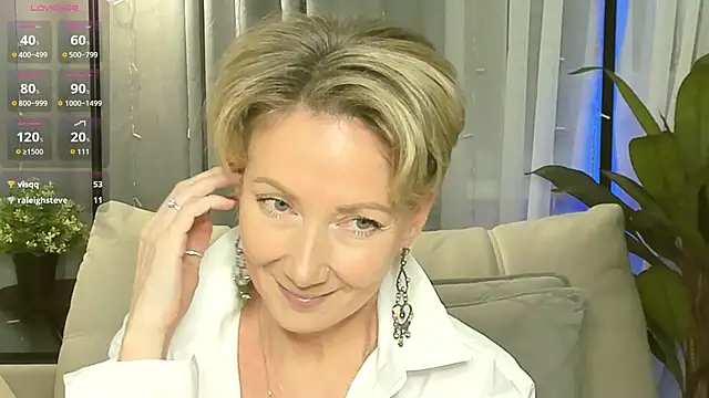 AkexandraFix online show from November 21, 1:10 pm