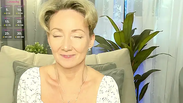 AkexandraFix online show from September 29, 12:55 pm