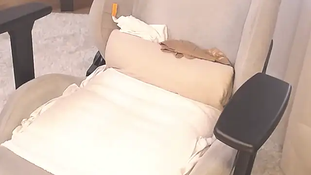 ms Hot milf online show from March 30, 4:47 am