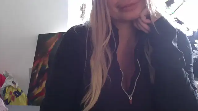 Lisavontease online show from May 10, 4:09 pm