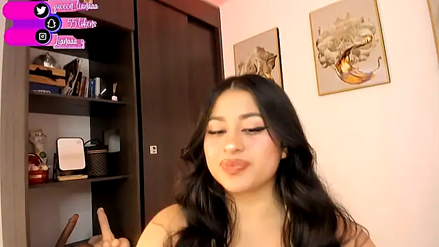 Snapshot of Queen_liana chatting on September 28, 5:14 am Queen liana online show from September 28, 5:14 am