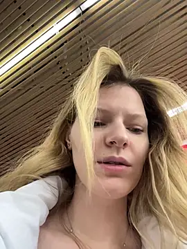 MaryHiggins online show from March 2, 12:45 pm