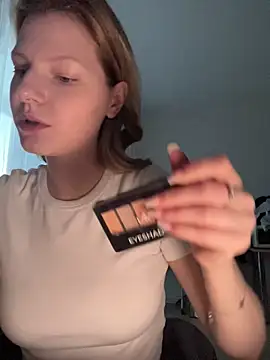 MaryHiggins online show from February 24, 3:13 pm