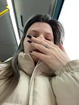 MaryHiggins online show from November 29, 11:32 am