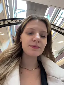 MaryHiggins online show from April 15, 12:21 pm