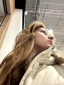 MaryHiggins online show from January 16, 1:59 pm