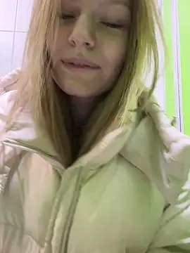 MaryHiggins online show from February 14, 5:02 pm