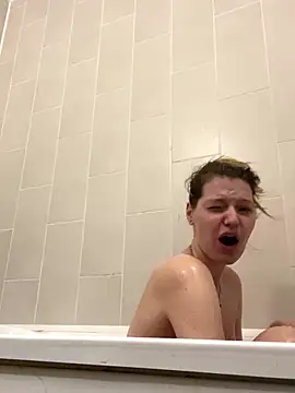 MaryHiggins online show from October 27, 2:07 pm