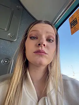 MaryHiggins online show from April 11, 1:37 pm