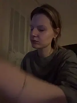 MaryHiggins online show from March 15, 5:42 pm