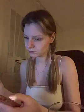 MaryHiggins online show from April 6, 6:09 pm