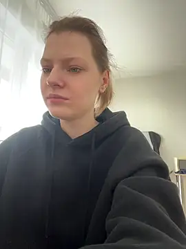 MaryHiggins online show from April 8, 7:54 am