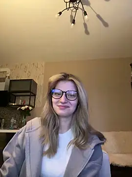 MaryHiggins online show from February 12, 2:28 pm