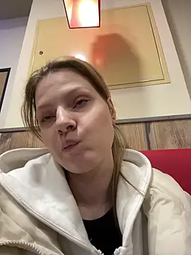 MaryHiggins online show from January 31, 7:12 pm